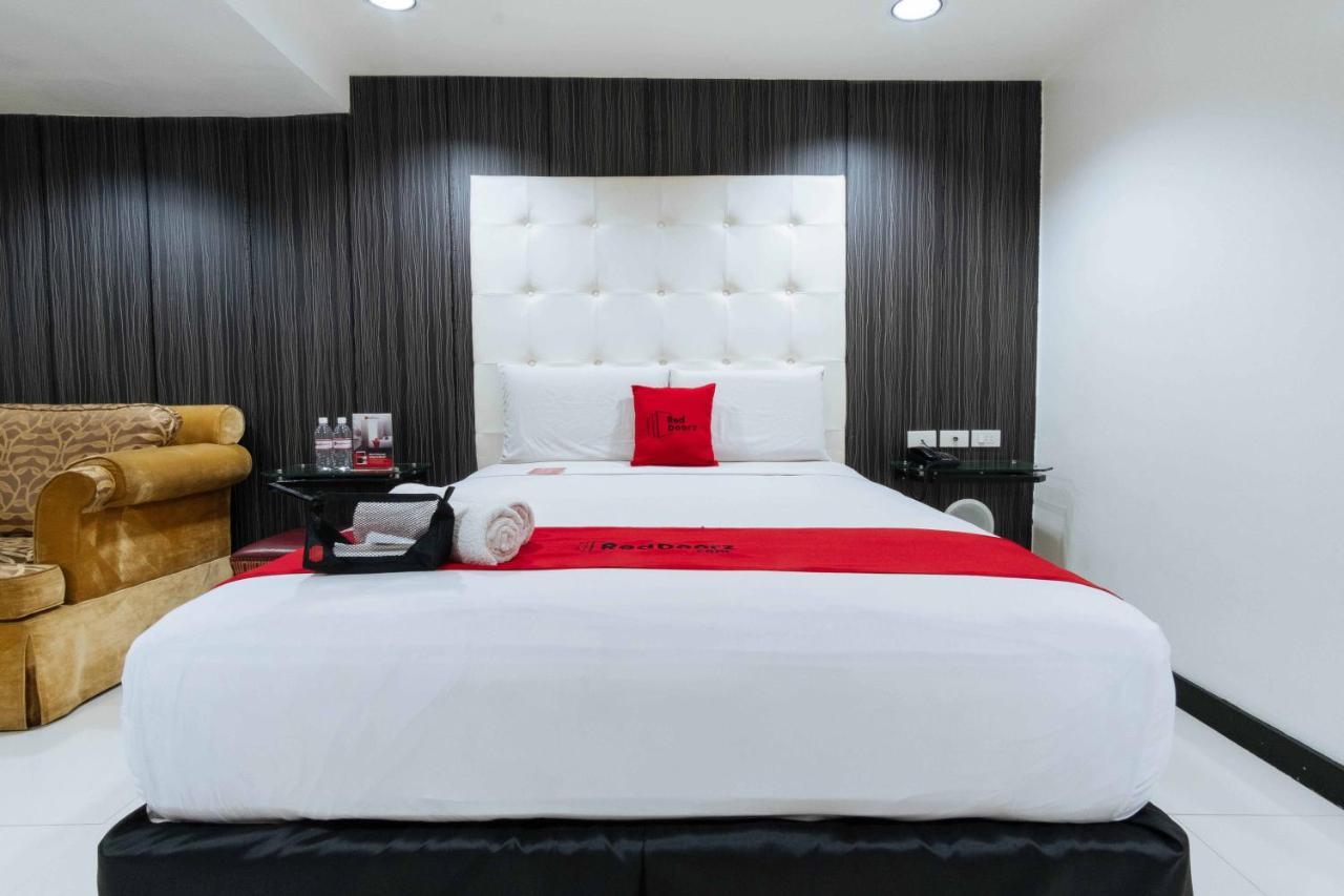 Reddoorz Plus @ V Mapa Extension Santa Mesa Manila Exterior photo